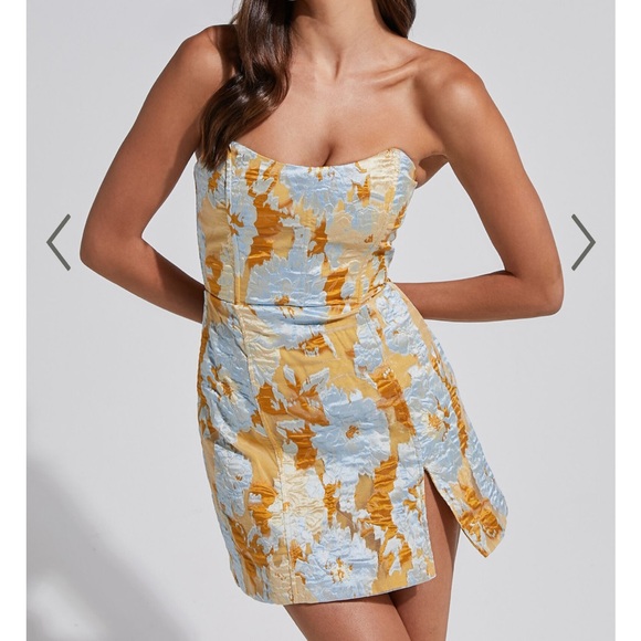 SHOWPO BRAILEY MINI DRESS - STRAPLESS DRESS IN BLUE JACQUARD - Picture 2 of 4